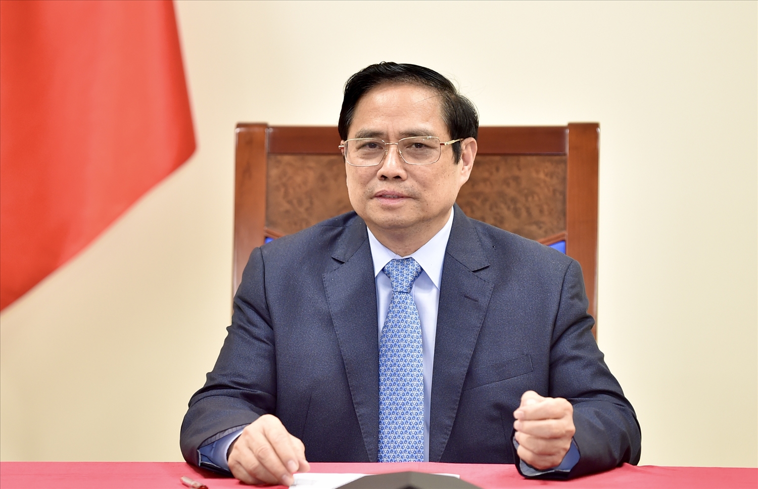 Thủ tướng Chính phủ bày tỏ cảm ơn Công ty Pfizer đã có những đóng góp thiết thực vào quá trình phát triển ngành y tế tại Việt Nam cũng như đã hợp tác tích cực để chuyển giao vaccine cho Việt Nam. Ảnh: VGP/Nhật Bắc