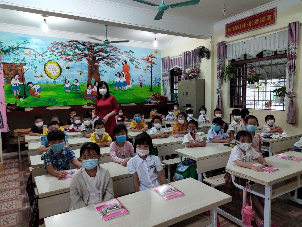 Sáng 23/8, hơn 9.500 học sinh lớp 1 của tỉnh Lai Châu đã tựu trường. Ảnh: GDTĐ