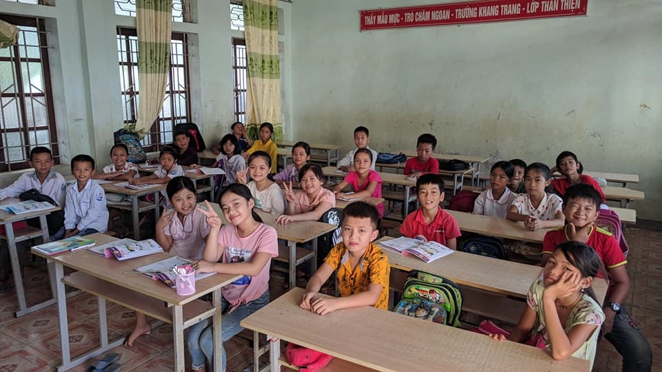 Một lớp học ở xã Tân Thắng (Ảnh chụp trước thời điểm có dịch Covid-19)