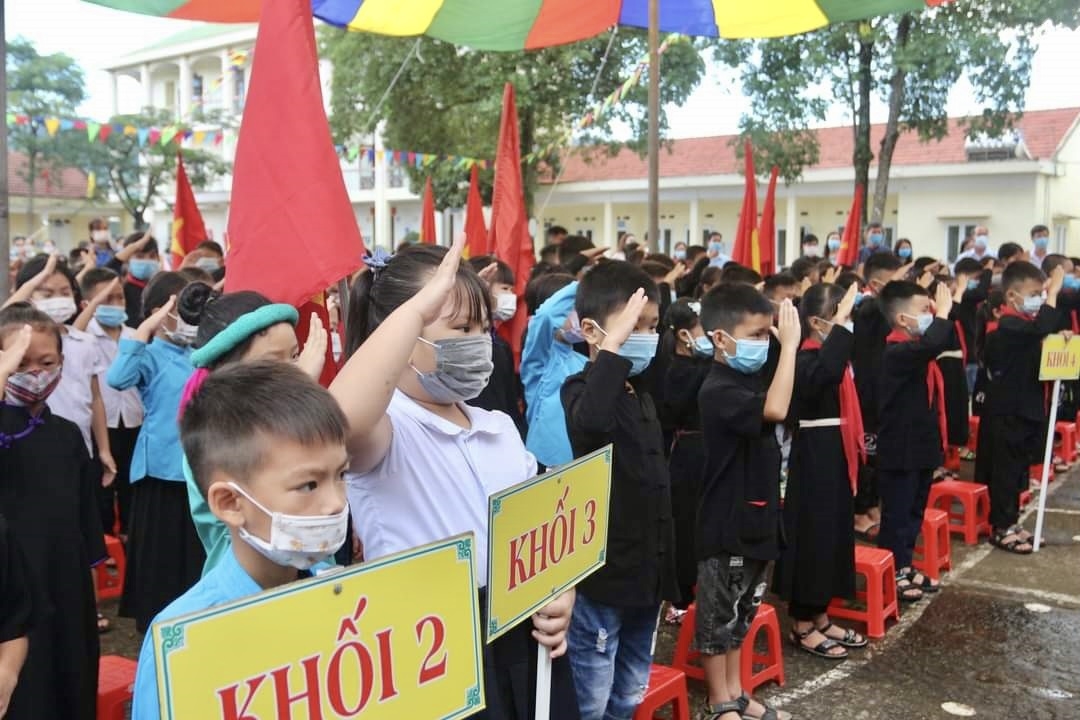Không khí khai giảng tại Trường Tiểu học Tình Húc, huyện Bình Liêu, tỉnh Quảng Ninh (Ảnh: Nghĩa Hiệp)