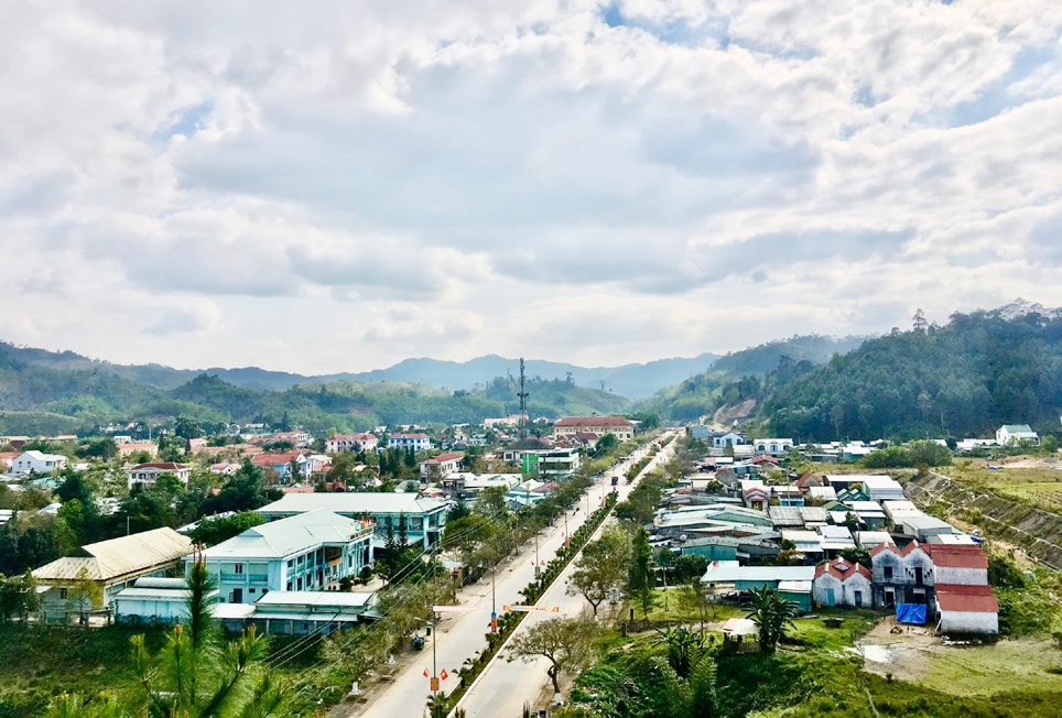“Phố biên viễn” trung tâm huyện lỵ Tây Giang