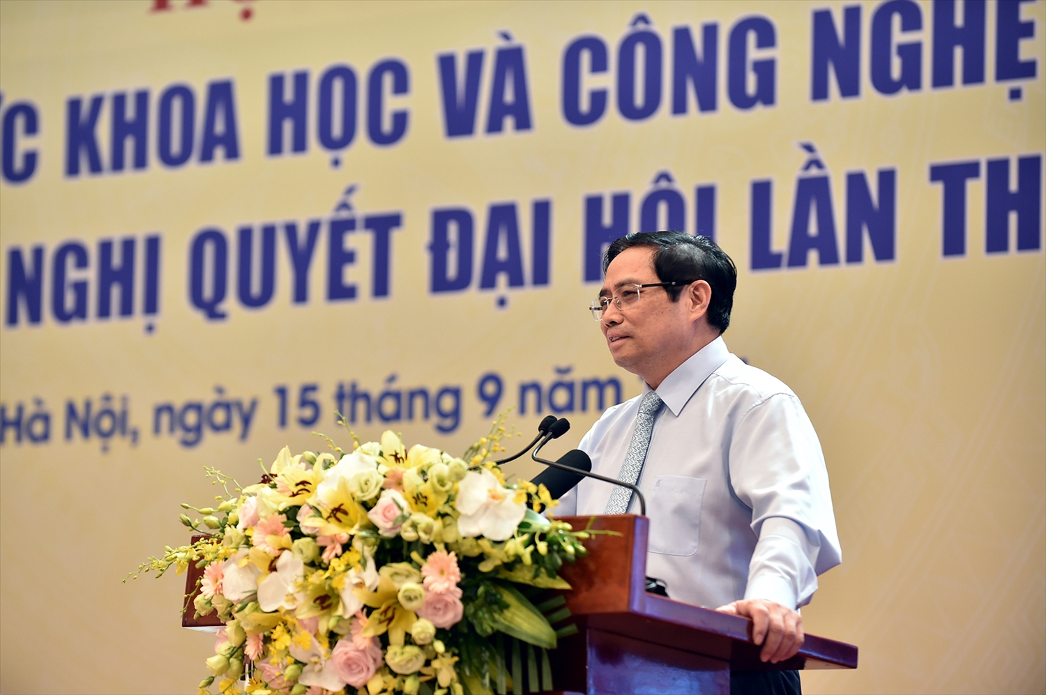 Thủ tướng Phạm Minh Chính: Chúng ta phải có nhận thức mới, tư duy khoa học mới gắn với những giải pháp thiết thực, hiệu quả để đưa chủ trương, đường lối của Đảng vào thực tiễn đời sống - Ảnh: VGP/Nhật Bắc