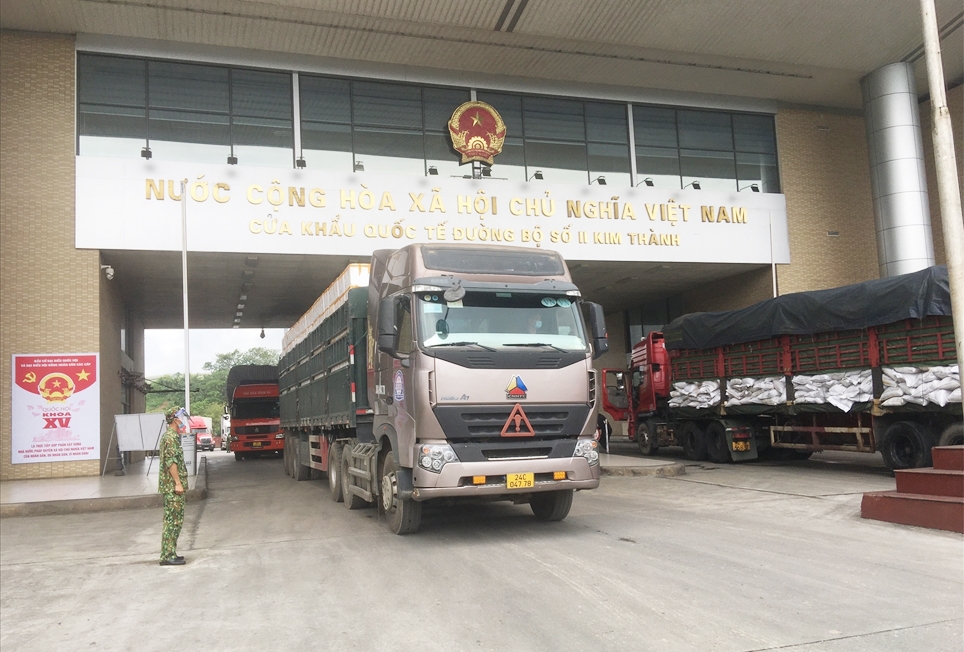 Với nhiều giải pháp, nỗ lực trong công tác ngoại giao, mặt hàng chuối quả đã tiếp tục được xuất khẩu trở lại qua Cửa khẩu Quốc tế đường bộ số II Kim Thành