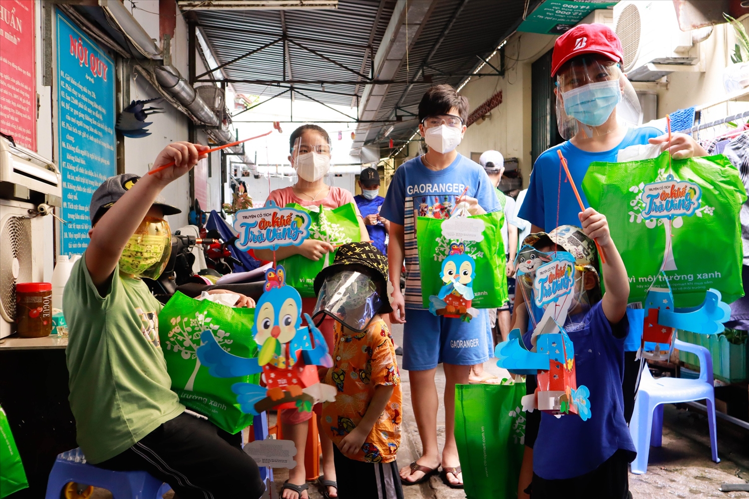 Tết Trung thu năm nay, các em thiếu nhi ở TP. Hồ Chí Minh và cả nước đón Tết trong bối cảnh dịch bệnh Covid- 19