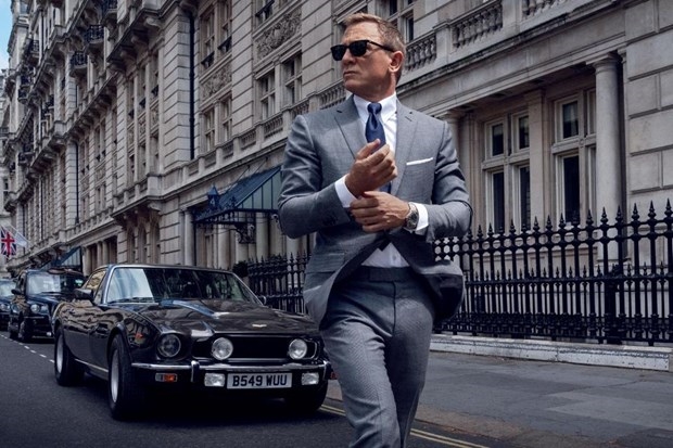 Daniel Craig thủ vai đặc vụ James Bond.