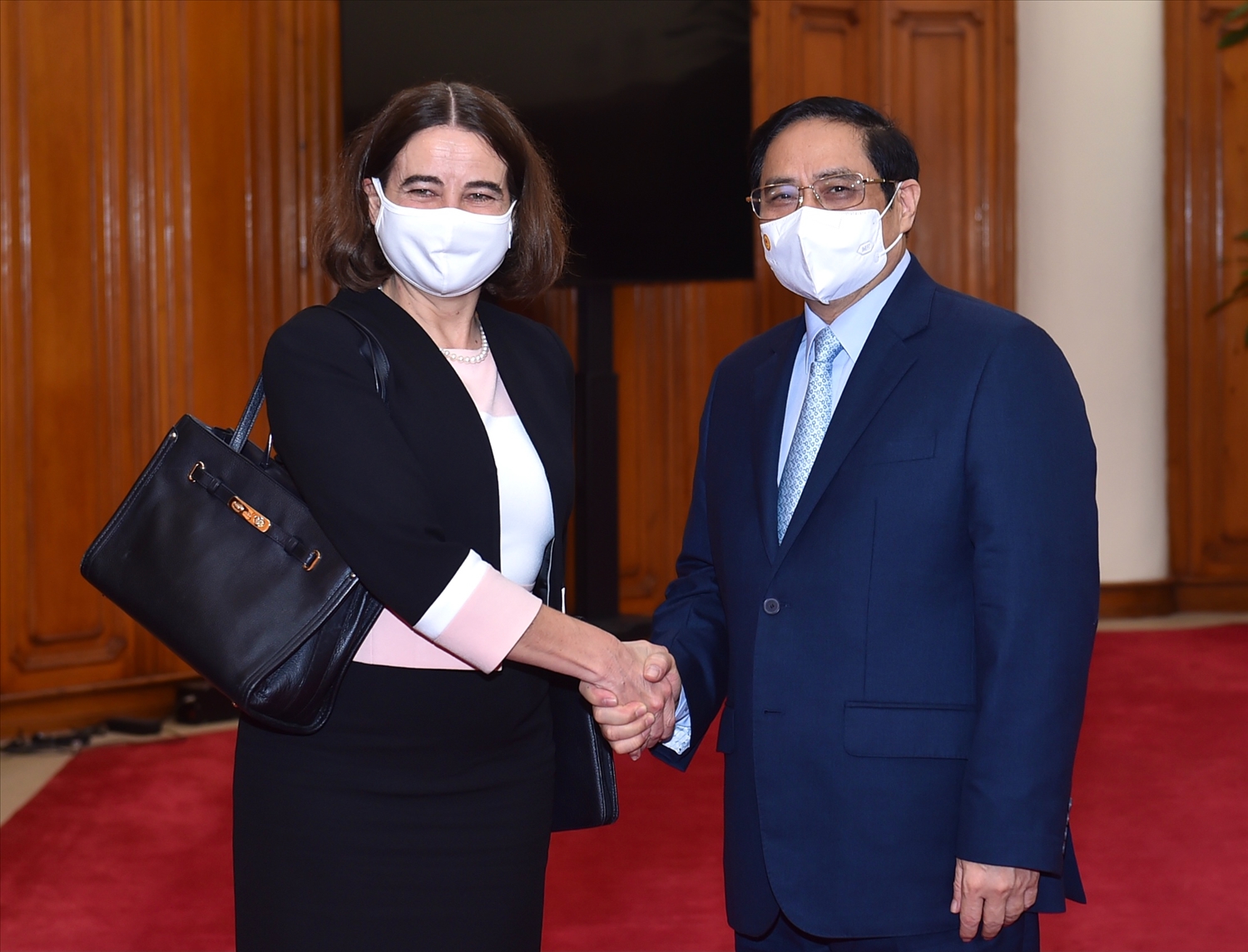 Thủ tướng Phạm Minh Chính đã tiếp Đại sứ Australia Robyn Mudie. Ảnh VGP/Nhật Bắc