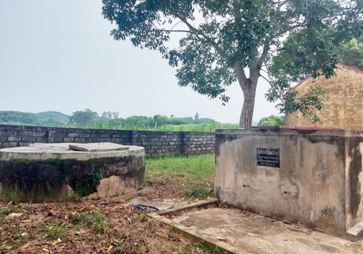 Những bể chứa nước sạch tại thôn Mỹ Đàm, xã Thành Minh, huyện Thạch Thành "đắp chiếu" suốt nhiều năm qua