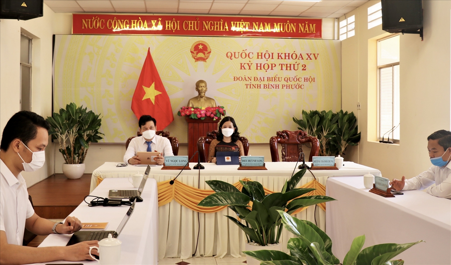 Đoàn ĐBQH tỉnh Bình Phước dự họp trực tuyến kỳ họp thứ 2, Quốc hội Khóa XV.