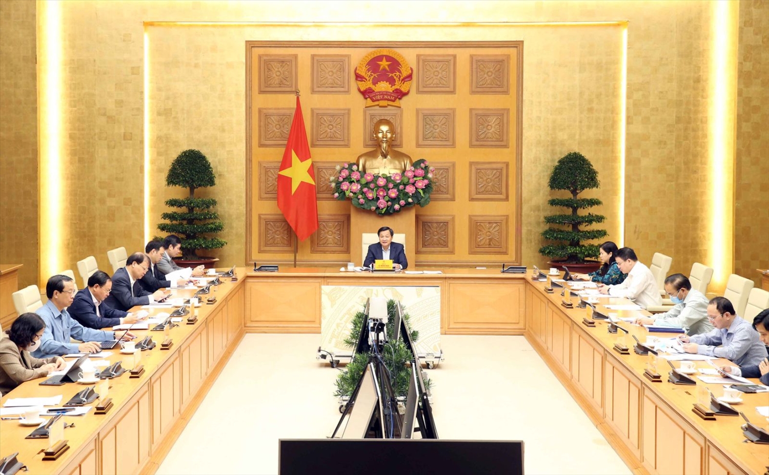 Phó Thủ tướng Lê Minh Khái, Trưởng Ban Chỉ đạo điều hành giá chủ trì cuộc họp Ban Chỉ đạo về tổng kết đánh giá công tác điều hành giá quý III/2021, kịch bản điều hành giá quý IV/2021, đầu năm 2022. Ảnh VGP