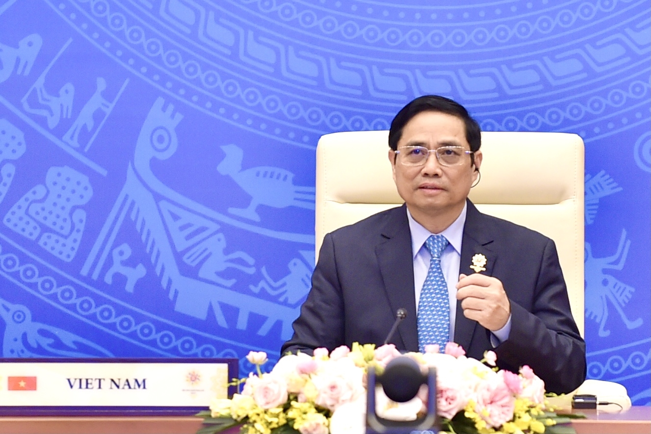 Thủ tướng Phạm Minh Chính đề xuất hai trọng tâm ASEAN cần tập trung trong thời gian tới về phòng chống dịch, phục hồi, phát triển kinh tế-xã hội. Ảnh: VGP/Nhật Bắc