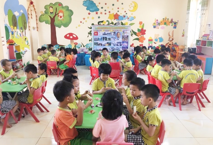 Được giao tiếp trong môi trường mẫu giáo giúp các em học sinh DTTS tự tin sử dụng tiếng Việt