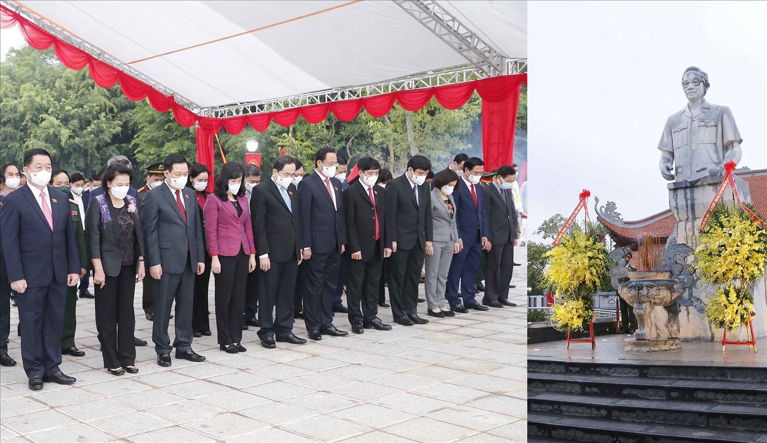 Chủ tịch Quốc hội Vương Đình Huệ cùng các đồng chí lãnh đạo Đảng, Nhà nước tưởng niệm đồng chí Lê Quang Đạo