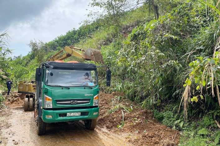 Nhiều giải pháp đảm bảo an toàn cho người dân miền núi trong mùa mưa bão đã và đang được tỉnh Quảng Nam quan tâm