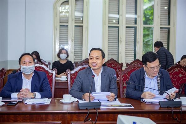 Phó Bí thư Tỉnh ủy, Chủ tịch UBND tỉnh Lai Châu Nguyễn Tiến Dũng phát biểu tại buổi làm việc