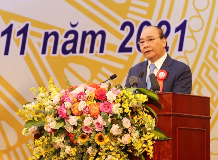 Chủ Tịch nước Nguyễn Xuân Phúc thăm triển lãm tại buổi Lễ