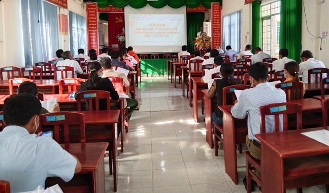 Hội nghị phổ biến, giáo dục pháp luật trong đồng bào vùng DTTS tại huyện U Minh Thượng, do Ban Dân tộc tỉnh Kiên Giang tổ chức.