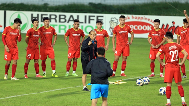 Đội tuyển Việt Nam đầy tự tin trước giờ bóng lăn. Ảnh: VFF