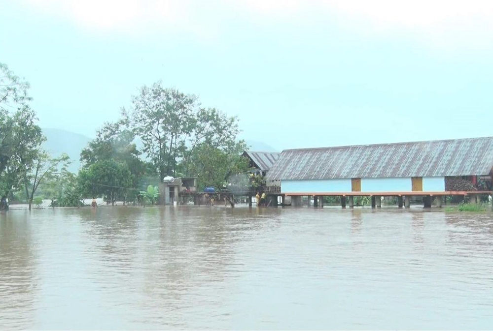 Ngập lụt tại huyện Lắk, tỉnh Đắk Lắk vào đêm 26 rạng sáng ngày 27/10 