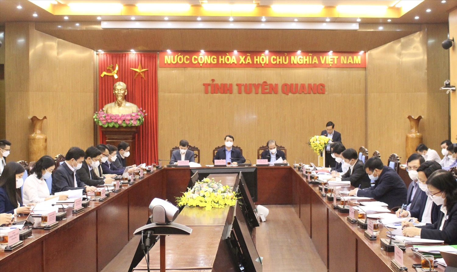 Toàn cảnh buổi làm việc của Bộ trưởng, Chủ nhiệm UBDT Hầu A Lềnh với Tỉnh ủy, UBND tỉnh Tuyên Quang 