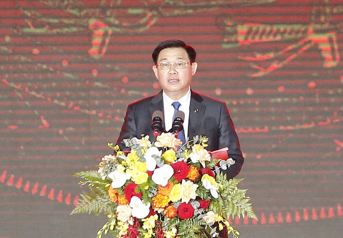 Ủy viên Bộ Chính trị, Chủ tịch Quốc hội Vương Đình Huệ phát biểu tại Lễ khai mạc Tuần “Đại đoàn kết các dân tộc - Di sản Văn hóa Việt Nam” năm 2021