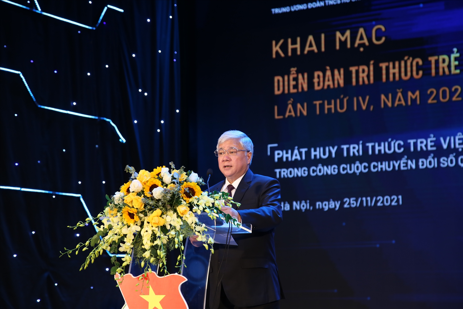 Bí thư Trung ương Đảng, Chủ tịch Ủy ban Trung ương Mặt trận Tổ quốc Việt Nam Đỗ Văn Chiến phát biểu tại Diễn đàn