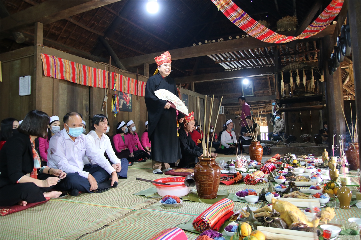 Nghi lễ Mát nhà của đồng bào dân tộc Mường được tái hiện tại Làng Văn hóa - Du lịch các dân tộc Việt Nam