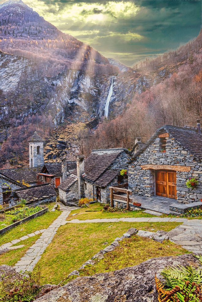 Những ngôi làng bằng đá tại vùng núi Thụy Sĩ 5