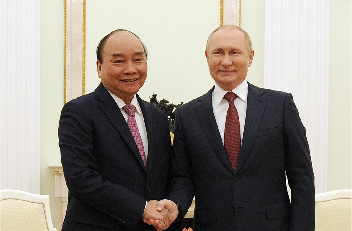 Chủ tịch nước Nguyễn Xuân Phúc và Tổng thống Vladimir Putin