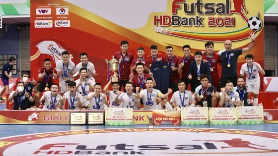 CLB Thái Sơn Nam bảo vệ thành công ngôi vô địch Giải Futsal HDBank.