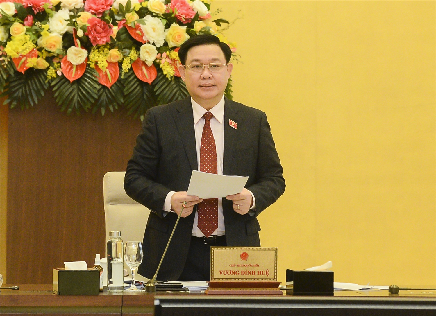 Chủ tịch Quốc hội Vương Đình Huệ phát biểu khai mạc phiên họp