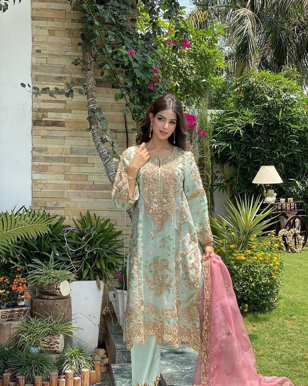Tân Hoa hậu Hoàn vũ Harnaaz Kaur Sandhu là một người đẹp năng động, giàu nhiệt huyết và sống khá giản dị.