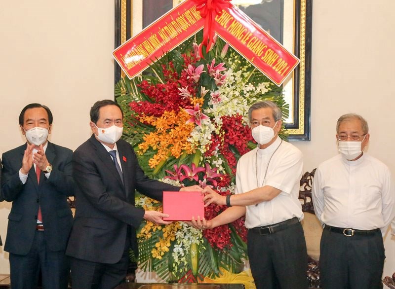 Đồng chí Trần Thanh Mẫn thăm và chúc mừng Giáng sinh tại Tòa Tổng Giám mục Tổng giáo phận TP Hồ Chí Minh