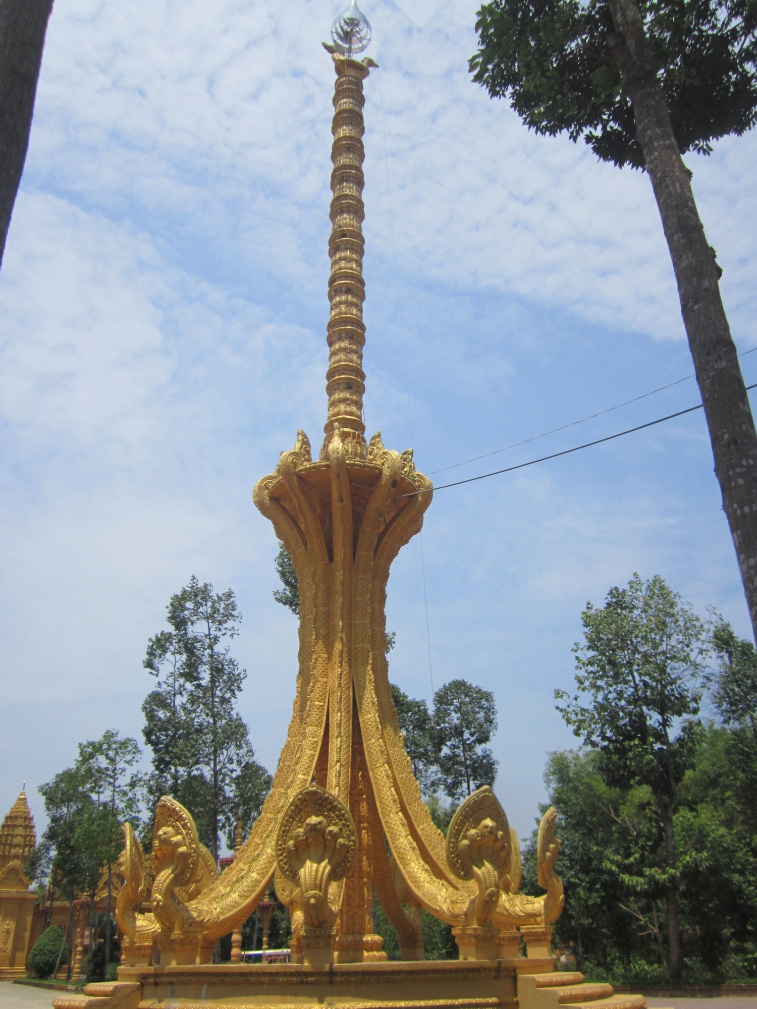 Chiêm ngưỡng ngôi chùa Khmer lớn nhất Việt Nam 2