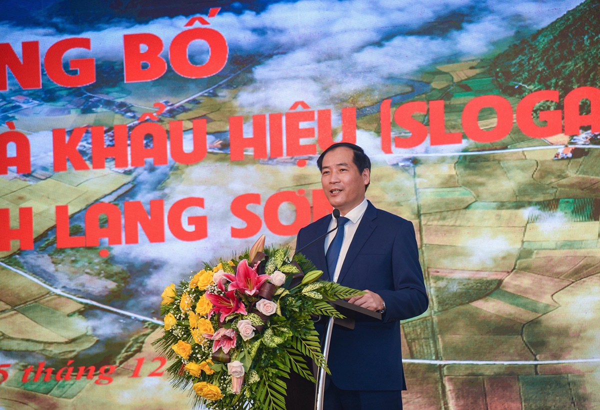 Phó Chủ tịch Thường trực UBND tỉnh Lạng Sơn, Trưởng Ban Chỉ đạo phát triển du lịch Dương Xuân Huyên phát biểu tại Lễ công bố