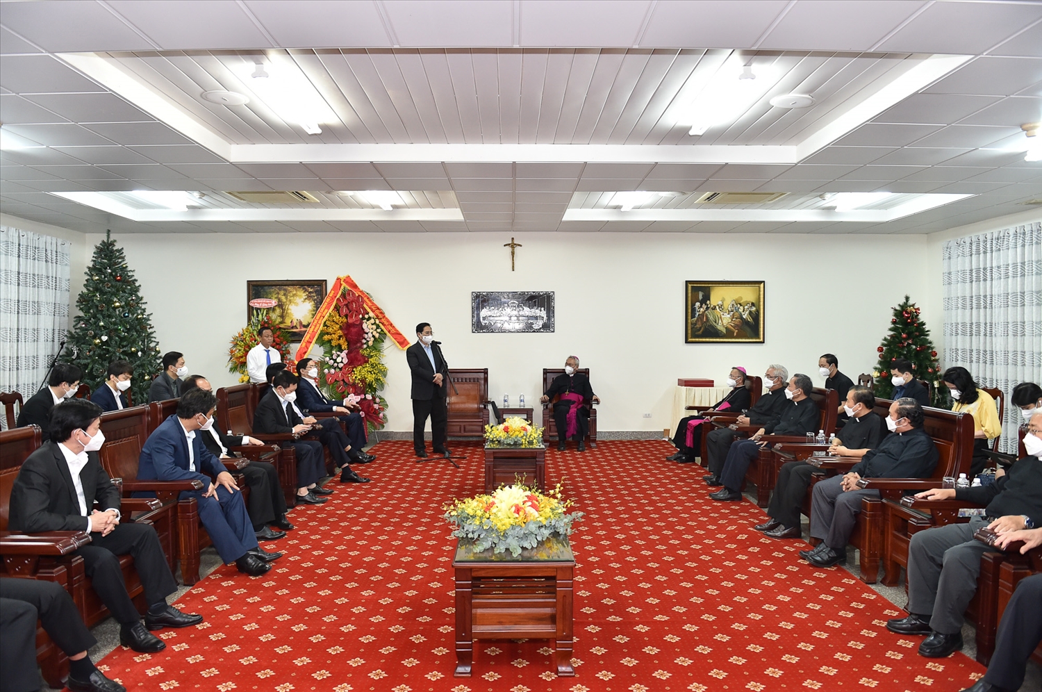 Thủ tướng chúc mừng lễ Giáng sinh, thăm và tặng quà đồng bào Công giáo tại tỉnh Bà Rịa - Vũng Tàu 2