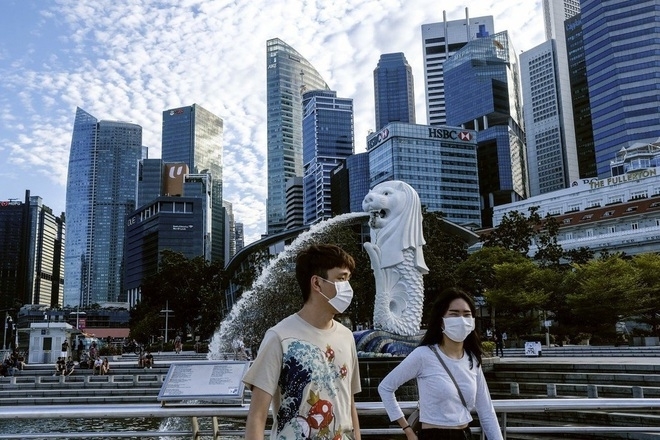 Singapore là 1 trong số 5 quốc gia Đông Nam Á ghi nhận các ca nhiễm biến thể Omicron của virus SAR-CoV-2. (Ảnh: AP)