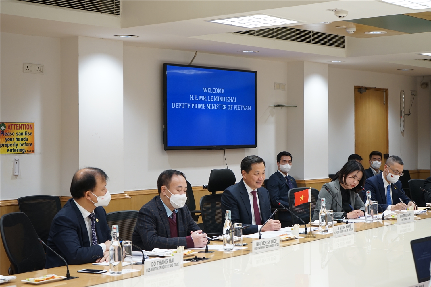 Phó Thủ tướng đồng tình với các đề xuất hợp tác của Viện Chuyển đổi số quốc gia Ấn Độ, đề nghị Viện thiết lập một cơ chế hợp tác với Bộ Kế hoạch và Đầu tư Việt Nam