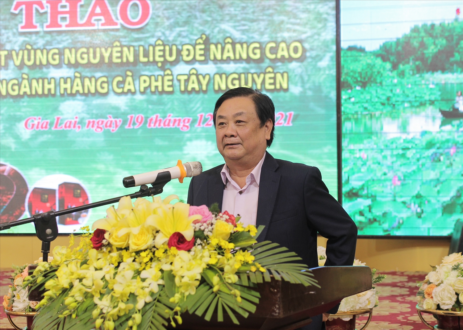 Ông Lê Minh Hoan, Bộ trưởng Bộ Nông nghiệp và Phát triển Nông thôn phát biểu tại hội thảo