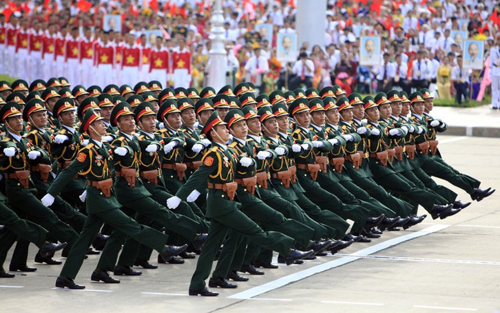 Xây dựng quân đội nhân dân Việt Nam: Quân đội nhân dân Việt Nam là niềm tự hào của toàn dân. Hãy thưởng thức những hình ảnh về quân đội và xem những nỗ lực xây dựng quân đội ngày càng lớn mạnh hơn, để chúng ta sẽ ngày càng tự hào hơn về quân đội nhân dân Việt Nam.