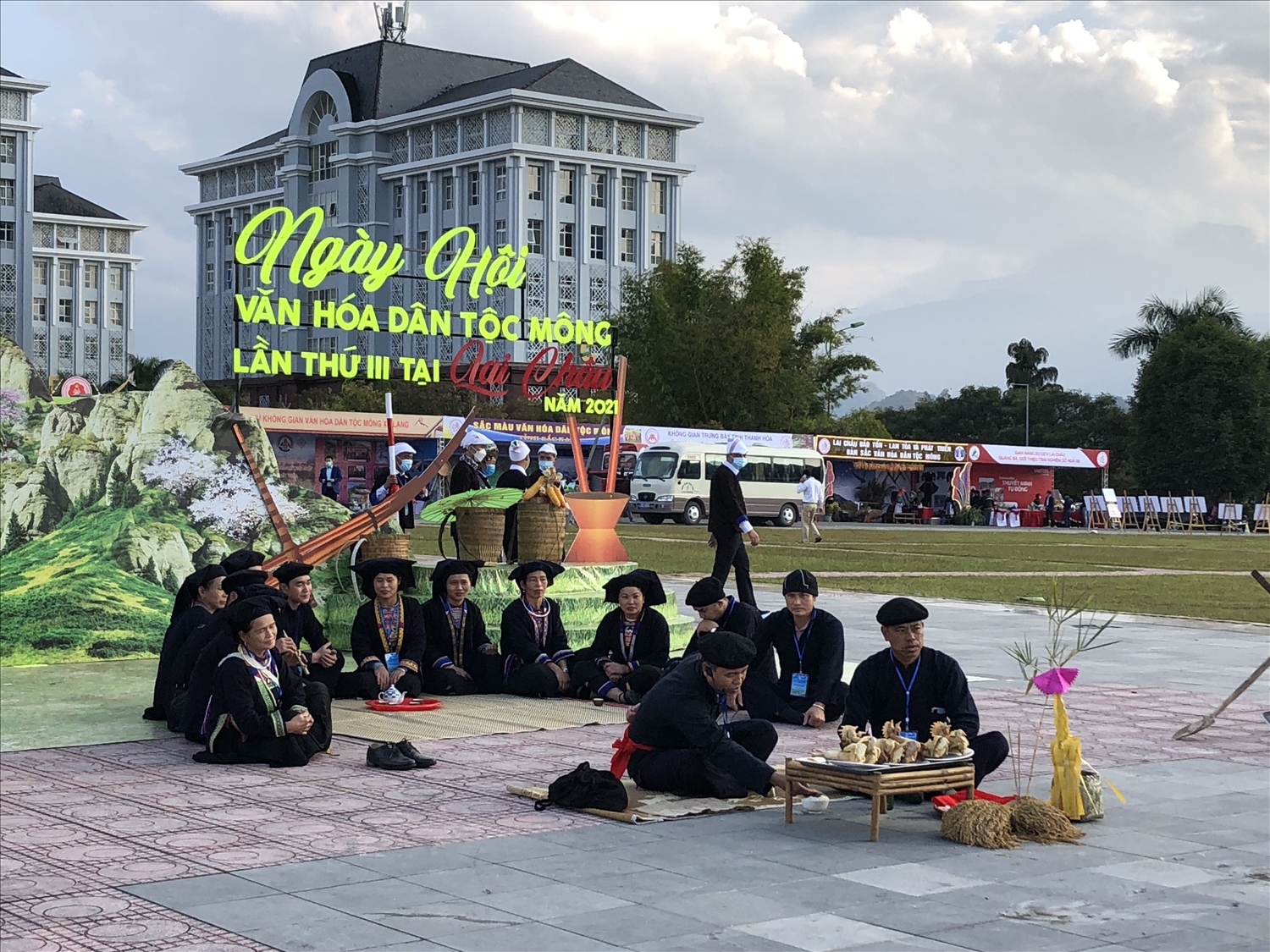 Trích đoạn Lễ trưởng thành của người Mông Đen huyện Tràng Định, Lạng Sơn