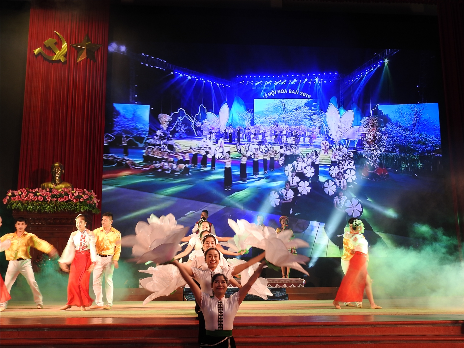 Lễ khai mạc Ngày hội Văn hóa dân tộc Mông lần thứ III tại Lai Châu 5