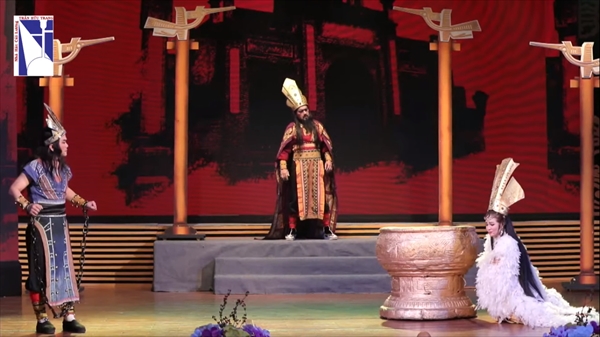 Vở “Chiếc áo thiên nga”, một trong những công trình lớn của Nhà hát Cải lương Trần Hữu Trang