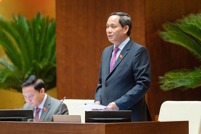 Phó Chủ tịch Quốc hội Trần Quang Phương điều hành phiên thảo luận