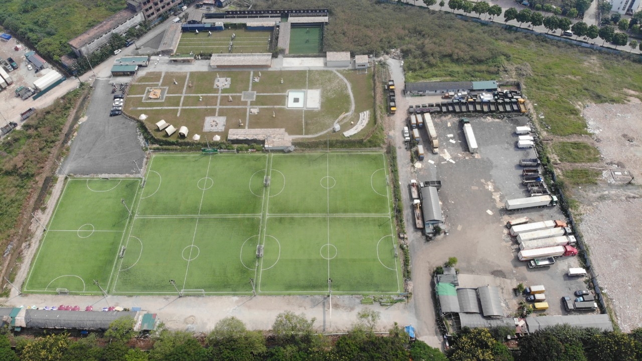 Dự án Khu đô thị hỗ trợ - Khu công nghiệp Sài Đồng B “biến” thành bãi giữ xe, sân bóng…trái phép.