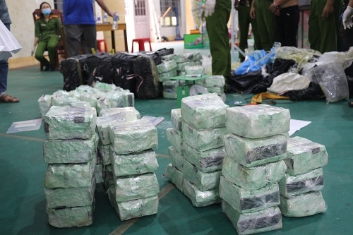 Tang vật Công an tỉnh Đắk Lắk thu giữ được trong vụ 200kg ma túy đá