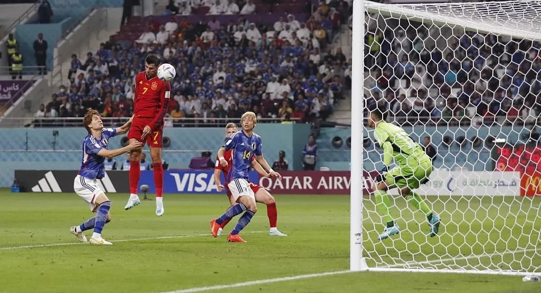 Pha làm bàn mở tỷ số của Morata chưa đủ để giúp Tây Ban Nha thắng Nhật Bản. Ảnh: AP & Marca