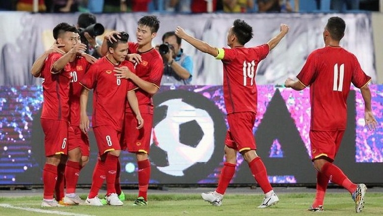 Đội tuyển Việt Nam sẽ có chiến thắng không quá khó khăn khi gặp Lào (Ảnh Internet)