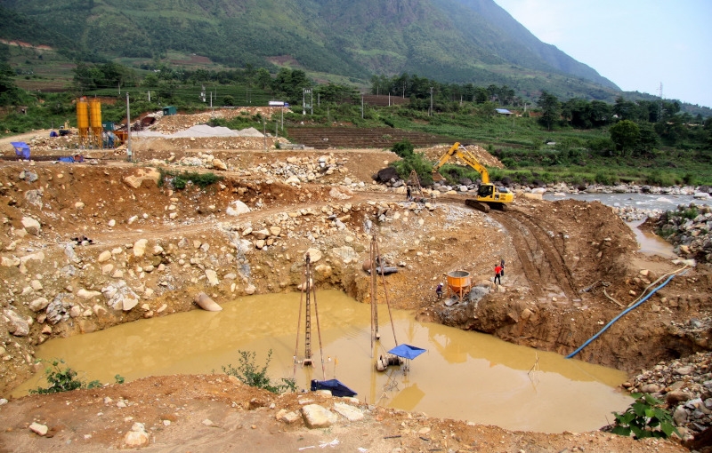 Triển khai dự án thủy điện tại huyện Mường Tè