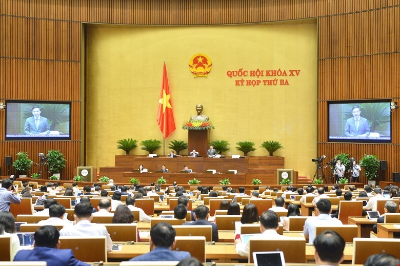 Phó Chủ tịch Quốc hội Nguyễn Khắc Định điều hành nội dung làm việc
