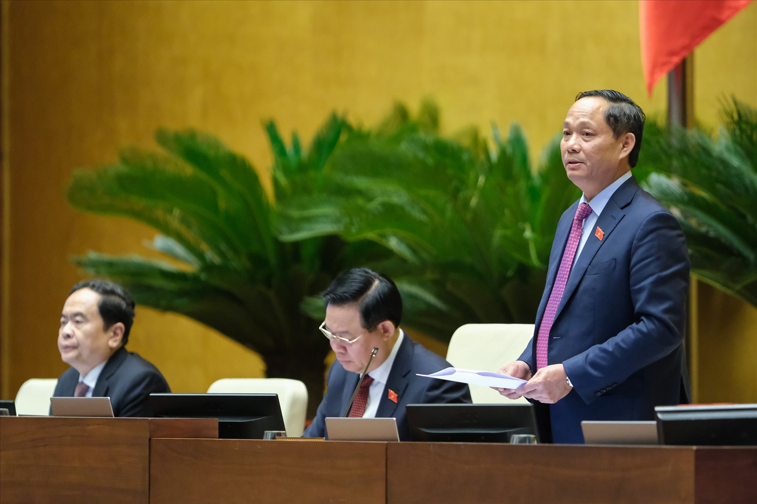 Phó Chủ tịch Quốc hội Trần Quang Phương kết luận phiên thảo luận